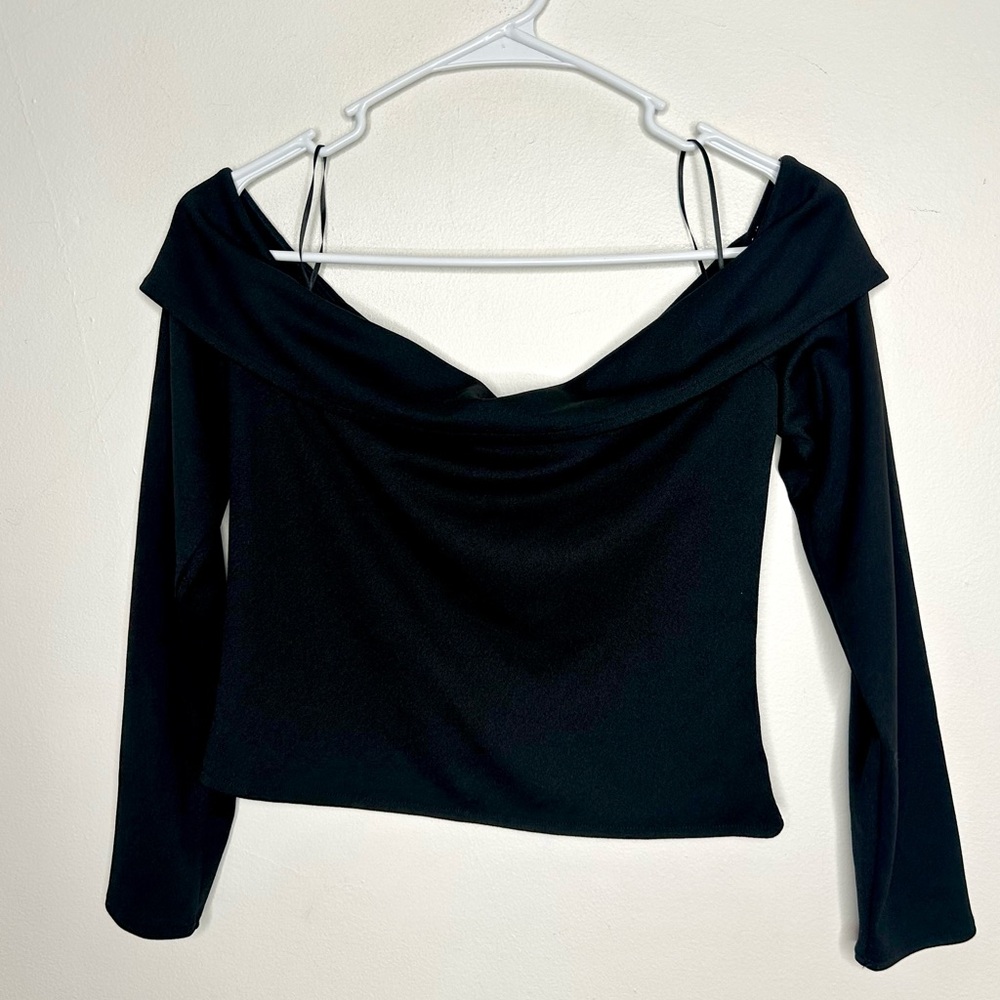 NWT Abercrombie & Fitch Black Off The Shoulder Crop Top